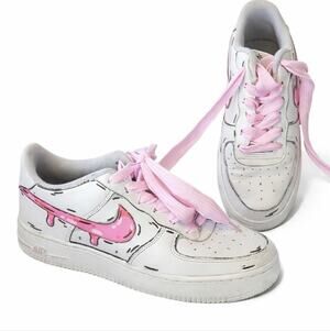 Nike Graffiti Sneaker Women's 7.5 /Youth 6, Artsy, Art To Wear, Streetwear